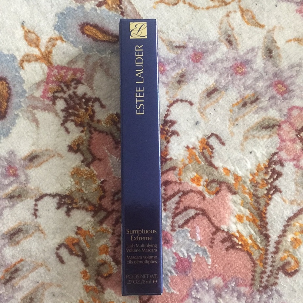 Estee Lauder Sumptuous Extreme Mascara.